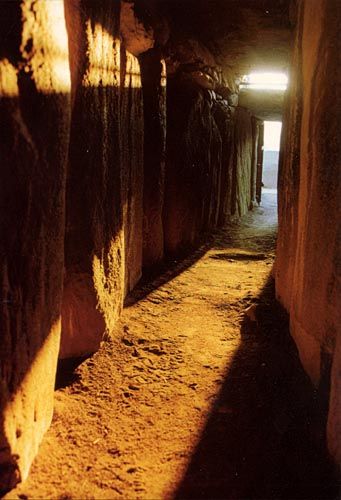Passage at Newgrange showing the Roofbox and the entrance. Courtesy OPW
